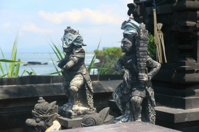 Balinese sacred statues in Tanah Lot temple, central Bali Balinese sacred statues in Tanah Lot temple, central Bali Balinese sacred statues in Tanah Lot temple, central Bali