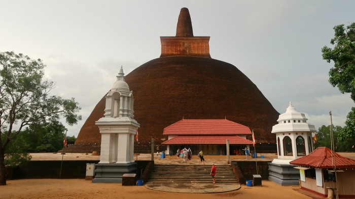 abayagiriya stupa in the ancient city of anuradhapura in sri lanka 