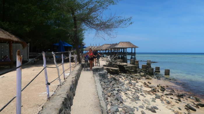 coast of gili trawangan indonesia