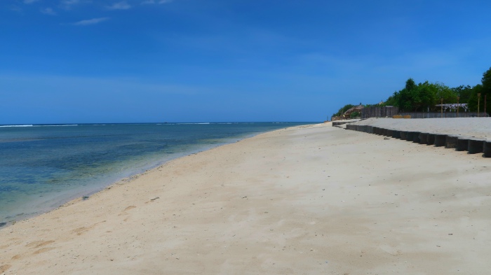 tropical sandy beach in gili trawangan indonesia